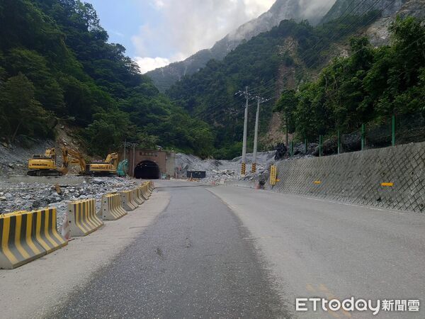 ▲▼蘇花路廊匯德路段將進行上邊坡刷坡工程，實施日間雙向封閉管制。（圖／公路局提供，下同）