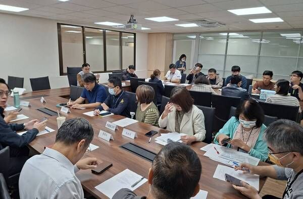 ▲張善政了解南門市場大火災情