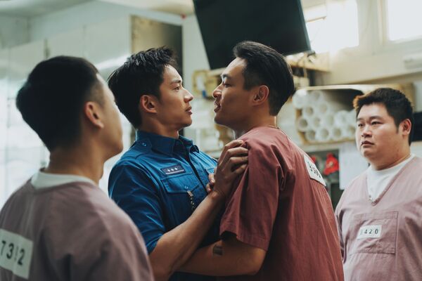 ▲《監所男子囚生記》將在11月15日播出，楊祐寧、陳澤耀有多場對手戲。（圖／愛奇藝國際版、壹壹影業提供）