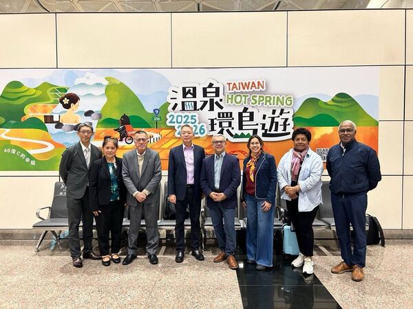 ▲▼駐聯合國常任代表訪台團乙行抵台。（圖／外交部提供）