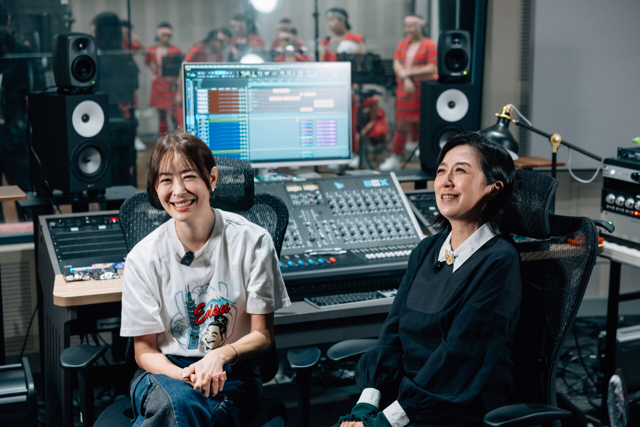 ▲▼黃韻玲、賈永婕與嘉興國小「拿互依＆馬胎兒童合唱團」共同獻聲錄製跨年煙火音樂。（圖／北流提供）