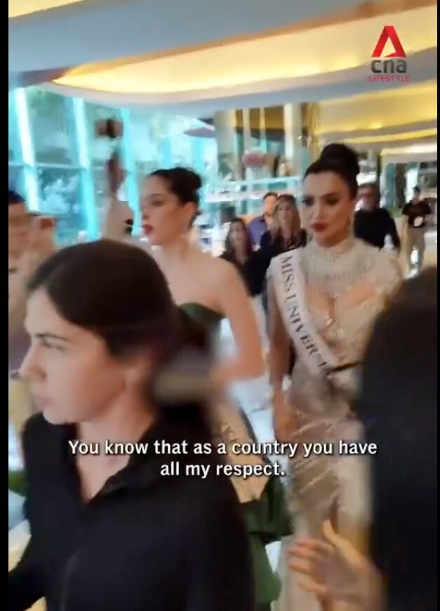 ▲▼環球小姐泰國總監羞辱佳麗導致現場失控。（圖／翻攝X／@HustleBitch_）