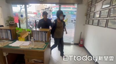 三重狠男「殺姊妹釀1死2傷」正面曝光! 胸染大片血跡喊:太衝動