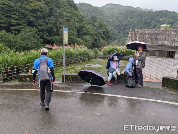 ▲新北市雙溪區烏山灣潭步道發生民眾遭虎頭蜂攻擊事件。（圖／記者郭世賢翻攝）