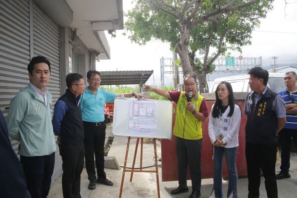 ▲▼民進黨立委陳瑩、莊瑞雄爭取公路局房舍空間。（圖／立委陳瑩國會辦公室提供）