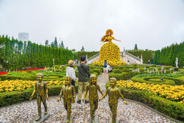 ▲▼峴港巴拿山一日遊攻略！佛手橋、法國村、地圖、穿著與自助餐完整懶人包。（圖／部落客珊莎提供）