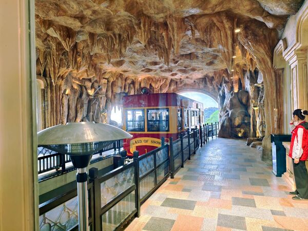 ▲▼峴港巴拿山一日遊攻略！佛手橋、法國村、地圖、穿著與自助餐完整懶人包。（圖／部落客珊莎提供）