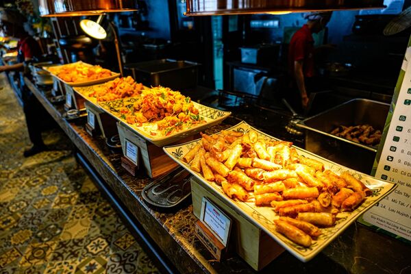 ▲▼峴港巴拿山一日遊攻略！佛手橋、法國村、地圖、穿著與自助餐完整懶人包。（圖／部落客珊莎提供）