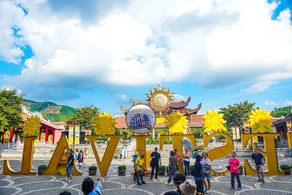 ▲▼峴港巴拿山一日遊攻略！佛手橋、法國村、地圖、穿著與自助餐完整懶人包。（圖／部落客珊莎提供）