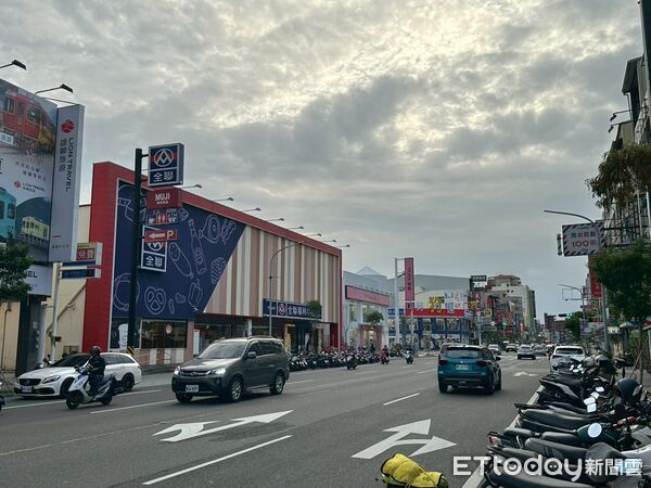 ▲▼ 嘉義,全聯 。(圖/記者張雅雲攝)