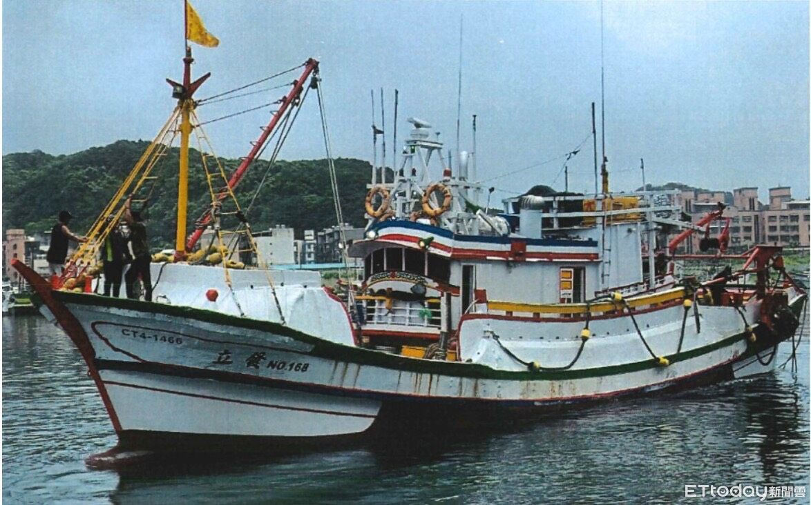 快訊/富貴角海域捕明蝦「立發168號」翻覆6人落海 船長等3人失蹤