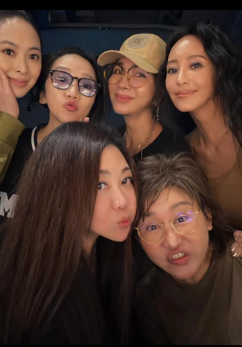 ▲▼藍心湄。（圖／翻攝自Instagram／hsinmei_lan）