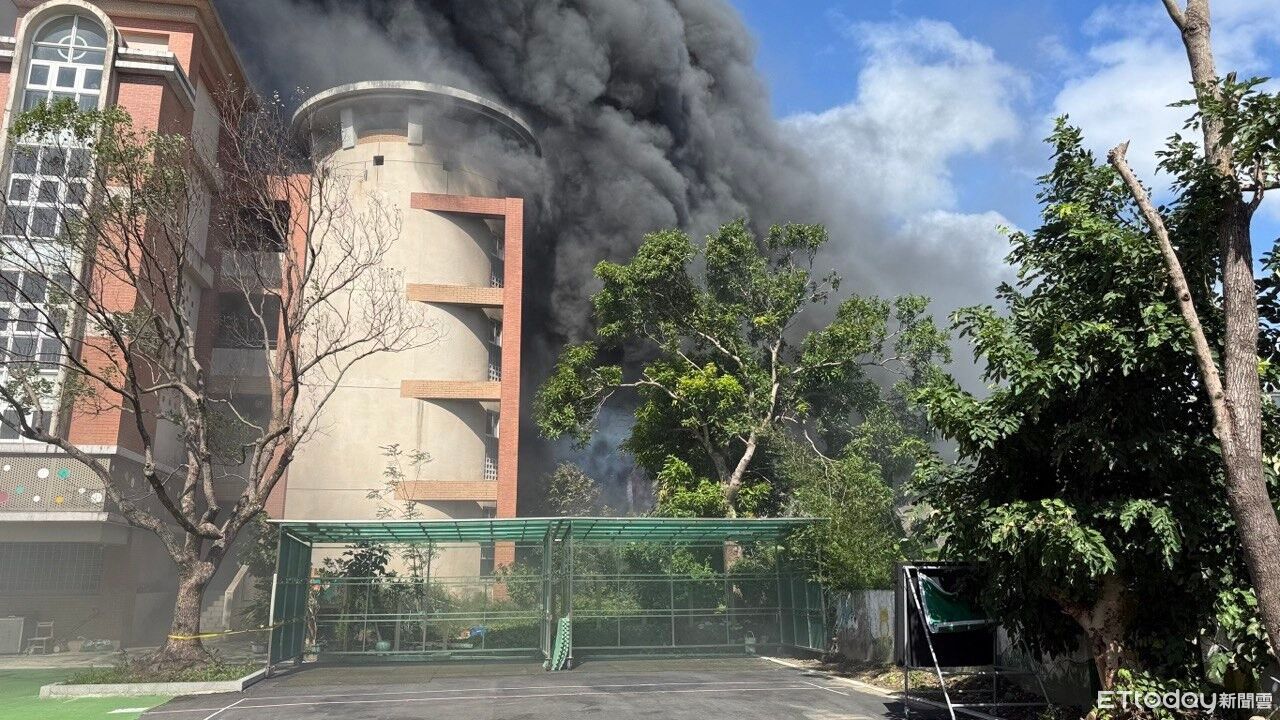 樹林柑園國小遭工廠大火波及受損 教育局:明天停課一天