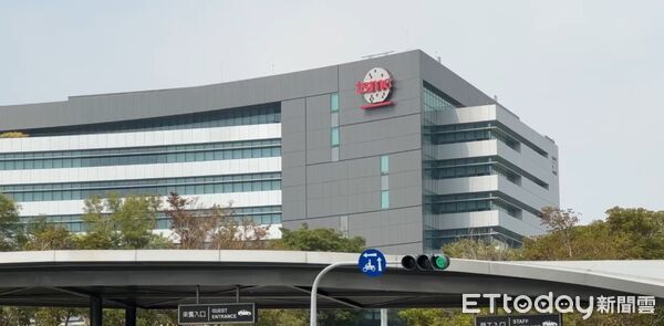 ▲黃仁勳下午將南下台積電18廠參訪3奈米廠，市長黃偉哲證實此一訊息，並準備台南好物及歡迎去夜市感受台南熱情。（圖／記者林東良翻攝）