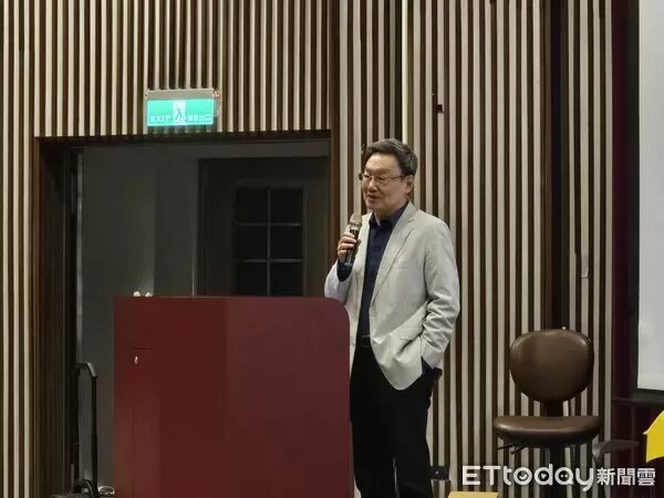 ▲▼前國安會祕書長蘇起6日出席政大外交系舉辦「兩岸關係的談判協商：從回顧中找解方」座談會。（圖／記者陳冠宇攝）