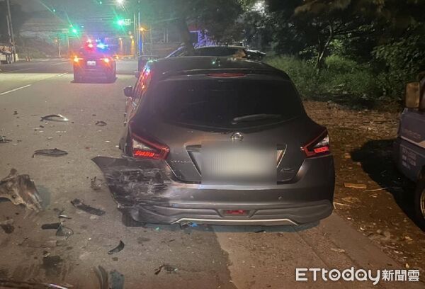 ▲▼男子深夜撞車秒掉頭逃逸，原來是懸掛偽車牌。（圖／民眾提供，下同）