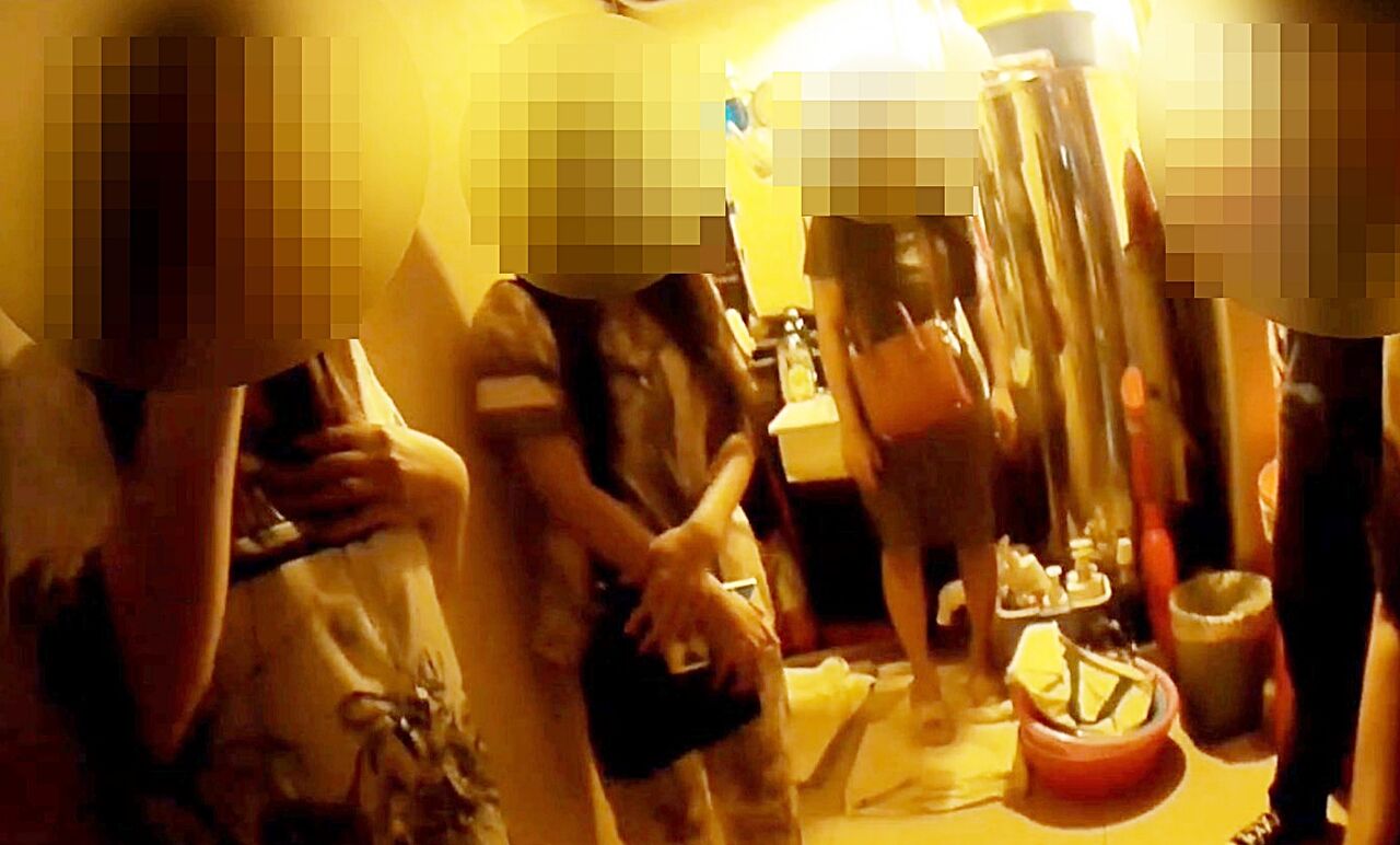 桃園大樓藏應召站!警攻堅逮12女 拉衣擋胸急喊「我在睡覺」