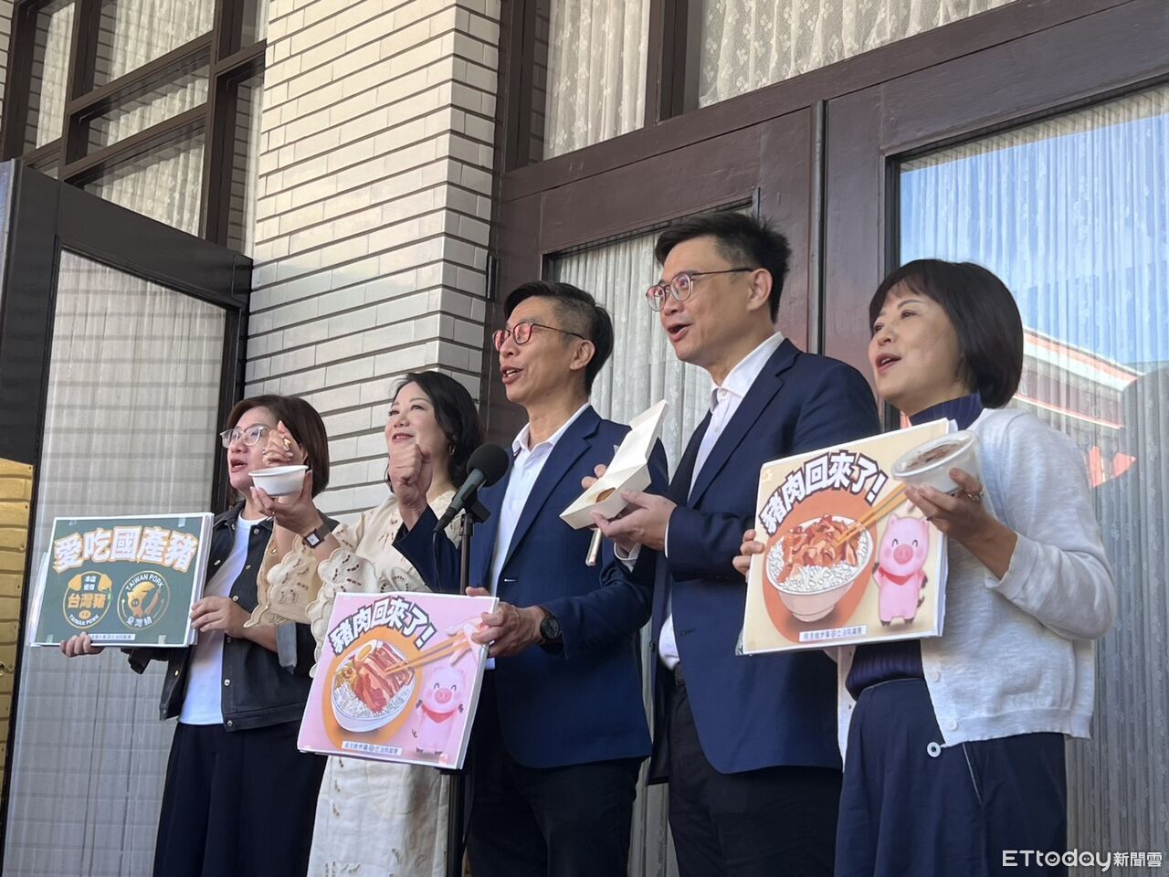 豬肉禁宰解封首日 民進黨團端「肥滋滋」滷肉飯早餐鼓勵多吃台灣豬