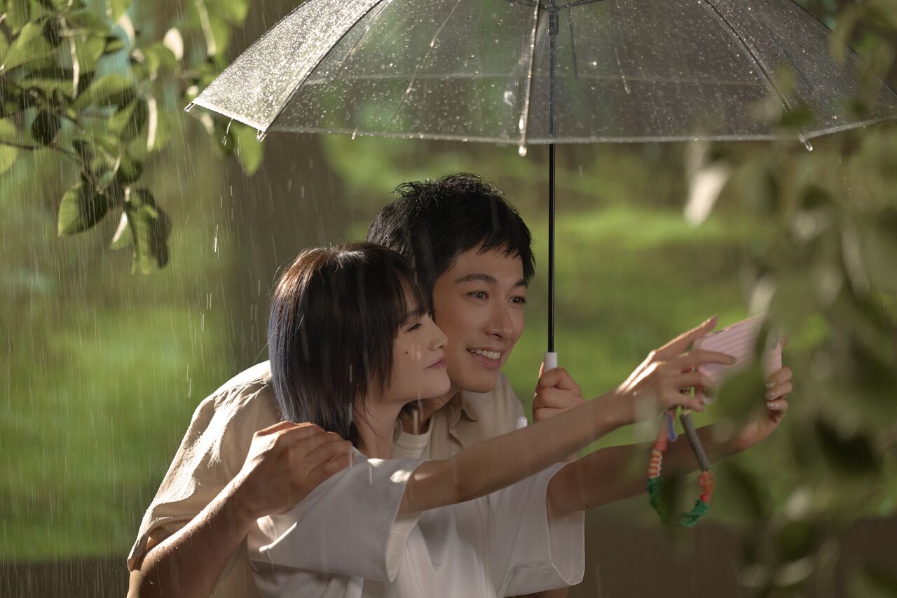 ▲▼楊丞琳、藤岡靛〈免疫體〉。（圖／索尼提供）