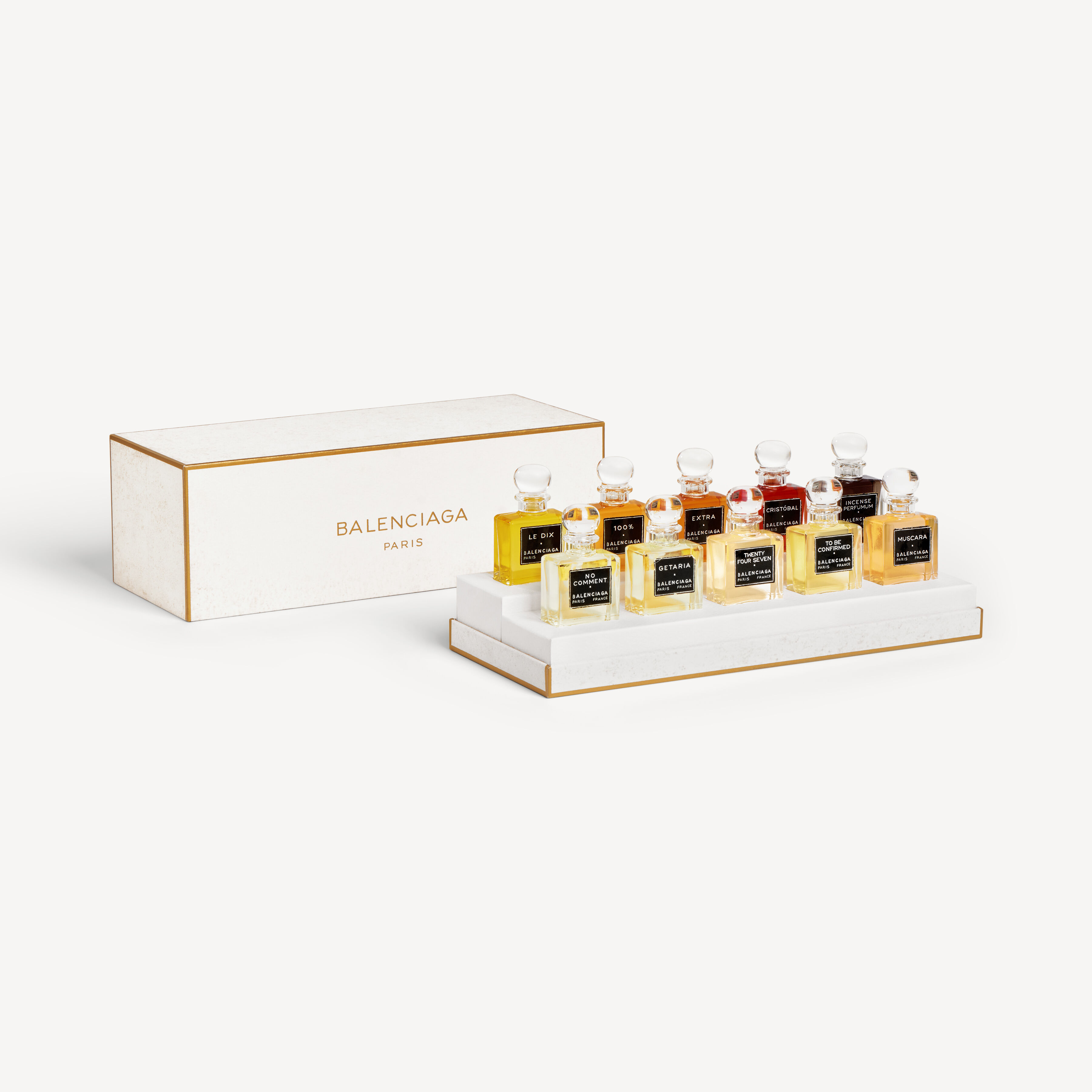 ▲▼   balenciaga   。（圖／品牌提供）