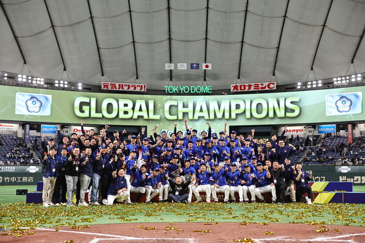 ▲紀錄片電影《冠軍之路》宣布2026年1月1日上映。（圖／牽猴子提供）