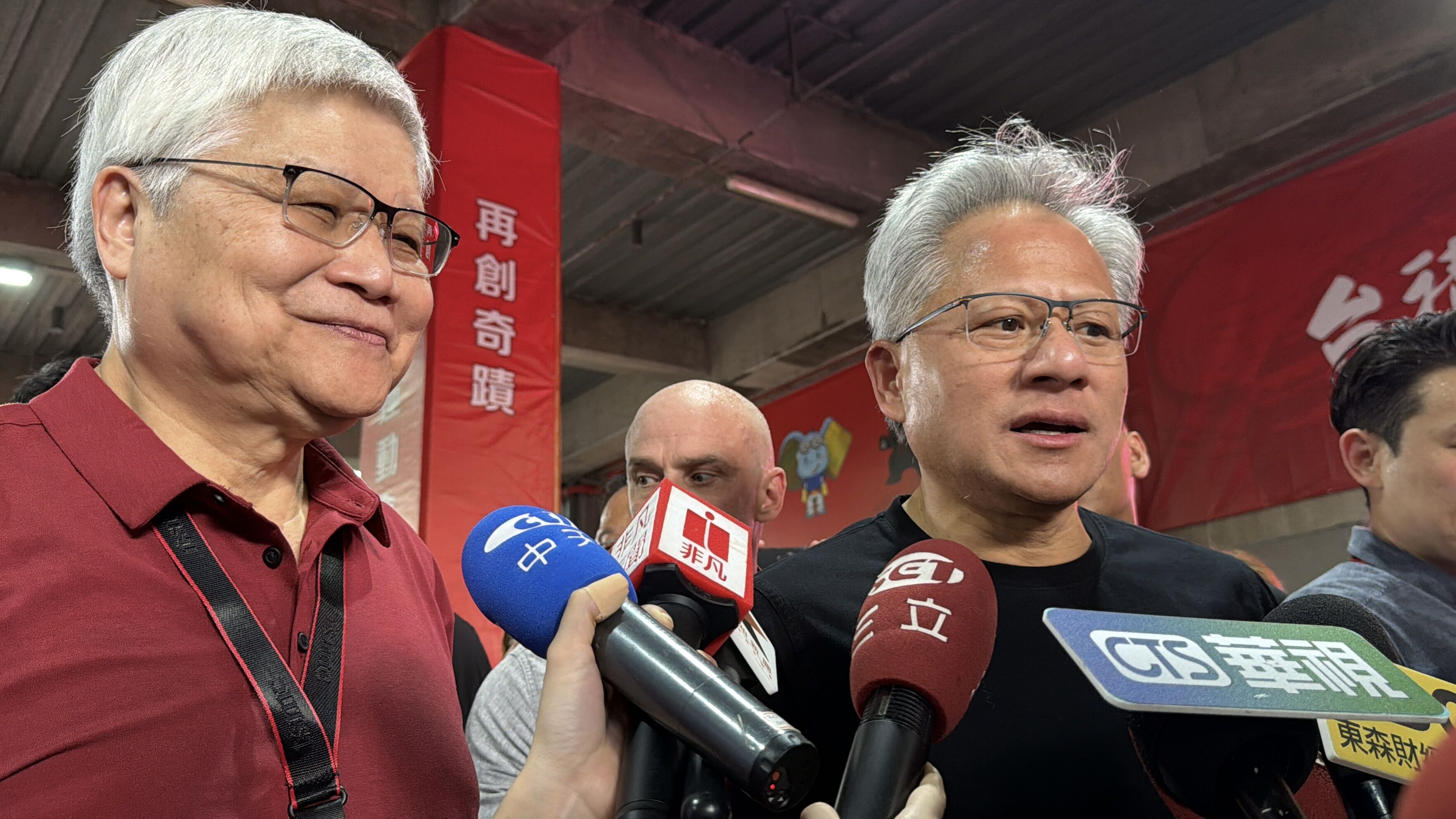 ▲▼台積電董事長魏哲家（左）與NVIDIA創辦人黃仁勳。（圖／記者高兆麟攝）