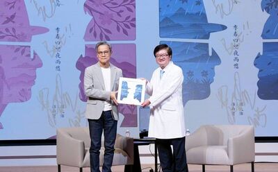 長庚醫院迎50週年！音樂人羅大佑創作全新院歌　捐千張黑膠唱片