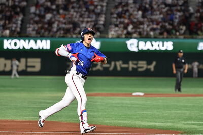 峮峮哭了！《冠軍之路》曝啦啦隊「自費飛東京」應援　激動落淚畫面全拍下