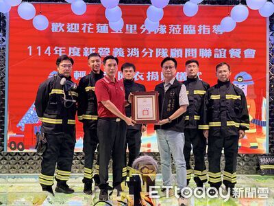 新營義消與善心人士捐60套防焰工作服　助消防員夏季打火更輕裝