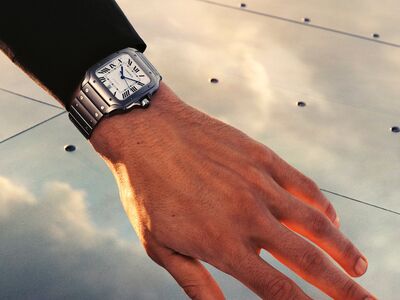 卡地亞熱賣Santos錶「鈦」輕盈　精鋼錶加入黑面盤新款