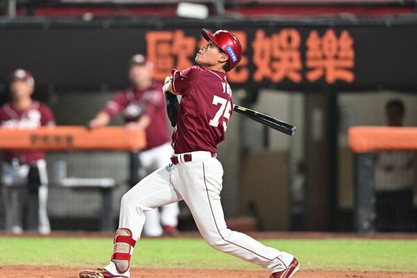 ▲樂天金鷲陽柏翔、吉野創士。（圖／亞洲職棒交流賽提供）