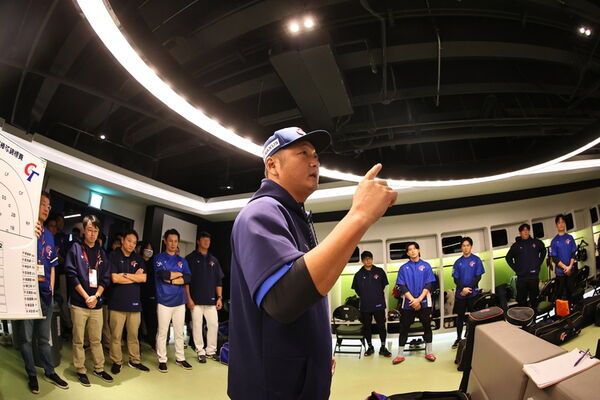 ▲紀錄片電影《冠軍之路》宣布2026年1月1日上映。（圖／牽猴子提供）