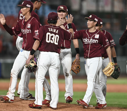 ▲台灣球場熱情＋韓式應援！　古賀康誠笑稱聽不清楚指示：氣氛真的很好。（圖／亞洲職棒交流賽提供，下同）