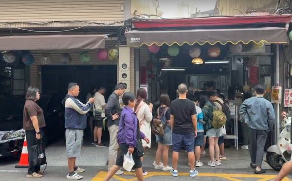 ▲名店阿泉爌肉飯強勢回歸。（圖／記者唐詠絮翻攝，以下同）