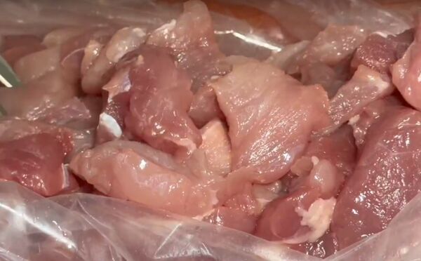 ▲阿璋肉圓強勢回歸，今天買10送2。（圖／記者唐詠絮翻攝，以下同）