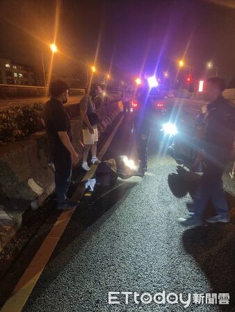 ▲▼湯姓男子偷機車代步3天，為躲警方追緝，騎車衝上國道1號逃逸，最後仍被警方逮捕到案。（圖／記者吳世龍翻攝）