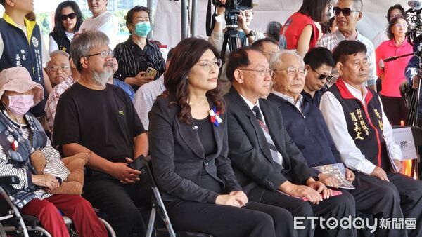 ▲▼國民黨主席鄭麗文8日下午出席台灣地區政治受難人互助會舉辦的2025年「五○年代白色恐怖秋祭追思慰靈大會」。（圖／記者呂佳賢攝）