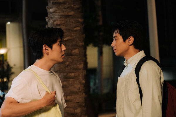 ▲《就算一個人也可以好好的吃飯2》初孟軒（右）和徐鈞浩在甜蜜過後還是必須面臨現實。（圖／公視+提供）