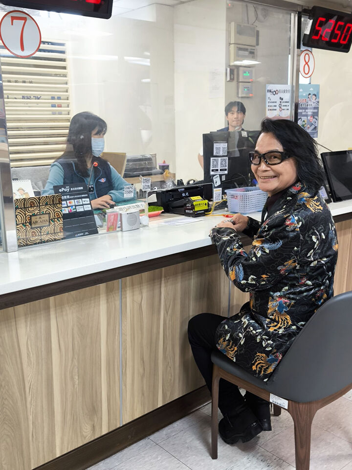 ▲▼沈文程代言交通部高齡換照新制。（圖／大大娛樂提供）