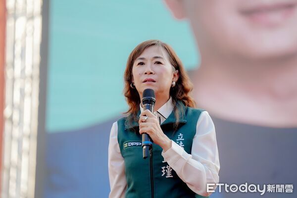 ▲林俊憲在安南區成立後援會，現場湧入逾五千名支持者，展現強大基層動能。（記者林東良翻攝，下同）