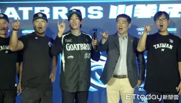 ▲高野圭佑（左三）加盟山羊兄弟。（圖／記者莊喬迪攝）