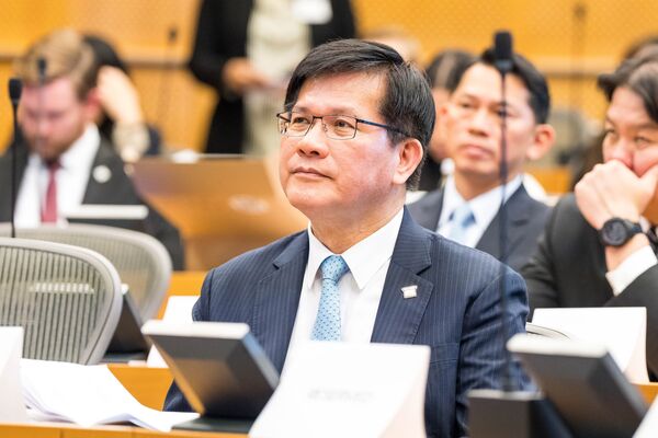 ▲▼外交部長林佳龍陪同副總統蕭美琴應邀赴歐洲出席「對中政策跨國議會聯盟」（IPAC）布魯塞爾年會演講。（圖／翻攝自Facebook／林佳龍）