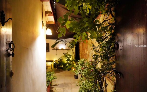 ▲▼金門「隱室．微光」咖啡館！夜間限定每周只營業三天，隱藏版古厝咖啡館、微醺調酒茶香入味搭配大人味甜點。（圖／部落客Mika提供）