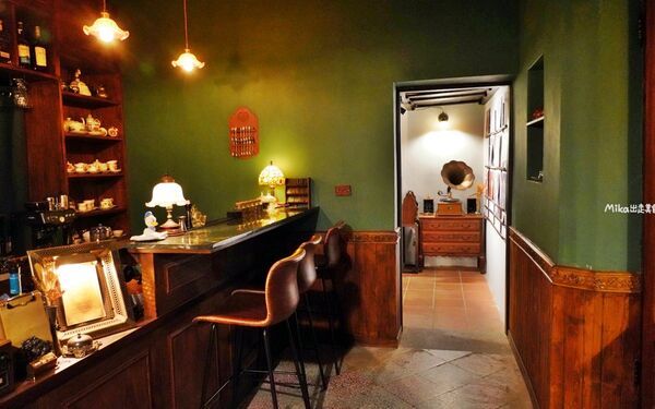 ▲▼金門「隱室．微光」咖啡館！夜間限定每周只營業三天，隱藏版古厝咖啡館、微醺調酒茶香入味搭配大人味甜點。（圖／部落客Mika提供）