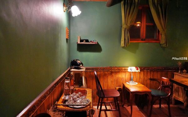 ▲▼金門「隱室．微光」咖啡館！夜間限定每周只營業三天，隱藏版古厝咖啡館、微醺調酒茶香入味搭配大人味甜點。（圖／部落客Mika提供）