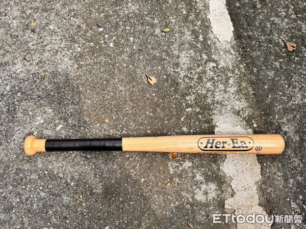 ▲▼警方部署警力於周邊道路，展開攔截圍捕行動，成功攔停涉案車輛，當場逮捕5名涉案人。（圖／吉安警分局提供，下同）