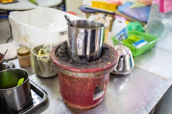 ▲▼馬來西亞茶餐廳「天津茶室」！神級雞絲蝦湯河粉地表最強，老茶室一賣80年。（圖／部落客美熊提供）