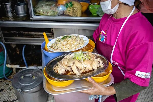 ▲▼馬來西亞茶餐廳「天津茶室」！神級雞絲蝦湯河粉地表最強，老茶室一賣80年。（圖／部落客美熊提供）