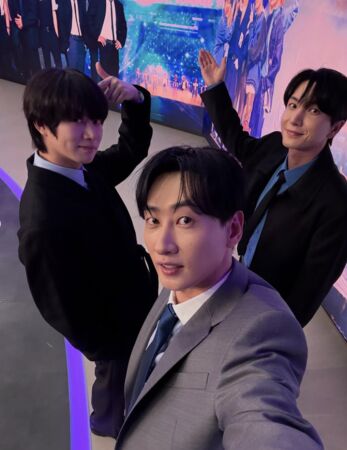 ▲▼ SJ銀赫、利特驚喜來台錄影！神童飛機上打卡「出發」　行蹤曝光 。（圖／翻攝自銀赫、神童、利特IG）