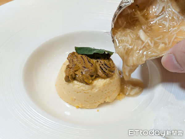 ▲壽司芳大閘蟹套餐。（圖／記者黃士原攝）